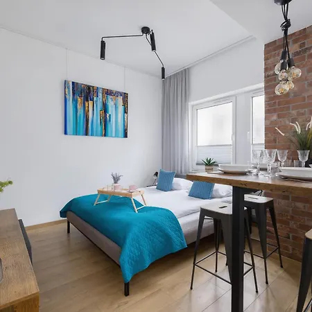 Turquoise With Balcony & Air Conditioning By Renters * Kraków